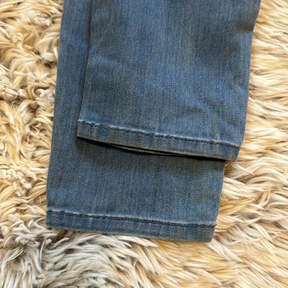 Mother Denim The Looker Crop Jeans in Forever Blue - Picture 3 of 10